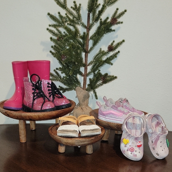 5 Pair Size 7 Toddler Girl Shoe Lot Vans, Crocs, Cat And Jack Pink - Picture 11 of 11